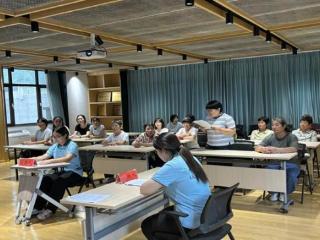 山建大联合历城公安走进景和山庄社区开展反诈活动