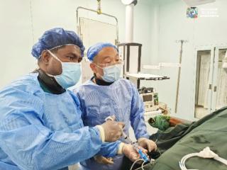 跨越山海守“心”脉 第4批援所医疗队指导所方成功完成首台冠脉支架植入术