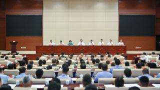 黔山贵水铸英魂｜第八届贵州省见义勇为英雄模范表彰大会侧记(图1)