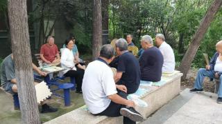 网格街头“唠家常”，反诈宣传“接地气”