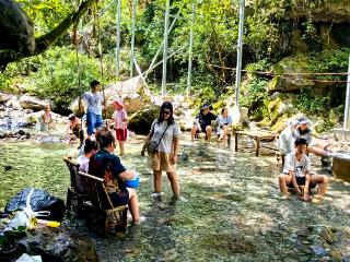 “水流量”引来“客流量”｜铜仁生态水激活避暑游