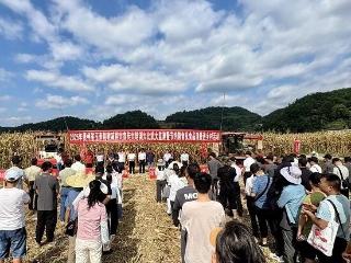 2025年全省玉米机收减损大宣传大培训大比武大监测活动在息烽县举办