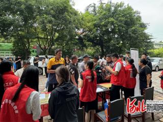 赞皇县石臼山社区举办专场招聘会