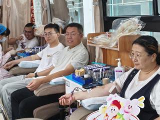 热血传递希望！56人献血20200毫升 青岛市即墨区人民医院组织开展无偿献血活动