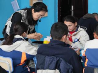甘作大漠点灯人 烟台教师张强跨越千里去新疆支教 点亮一盏“山海灯”