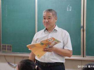 微记录·聊城｜一位语文老师的37年，他坚持做“擦星星的人”
