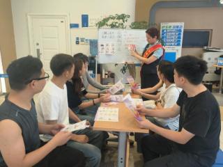 中国民生银行贵阳分行全网点同频开展反假货币宣传微沙龙活动