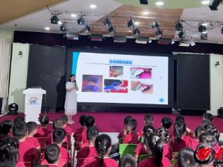 小牙齿，大健康——利津县第二实验幼儿园携手妇幼保健院开展护牙专题讲座