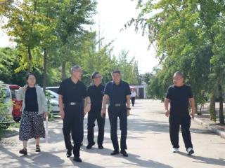 尊师重教暖人心 走访慰问传真情——沂河新区教体卫健局卢中文一行深入临沂白沙埠中学开展教师节慰问活动