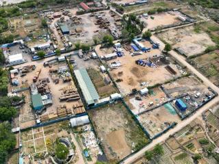 拆违清乱、腾地提质！青岛西海岸新区综合行政执法局薛家岛中队为鹿角湾社区旧址注入“焕新活力”