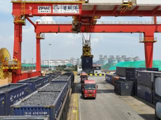 首航开启！山西焦炭从日照港专船运输“一箱到底”至福建
