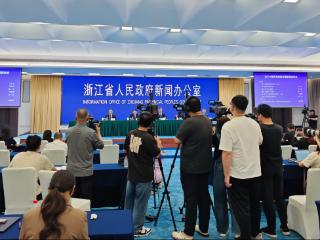 从非遗传承到产业升级 浙江中医药花式“圈粉”年轻人