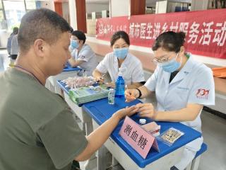 共筑健康校园，临沂市人民医院义诊活动走进鲁州高中