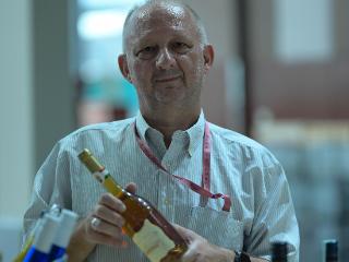 聚焦酒博会丨潘诺酒庄中国代表处佳博：用甜葡萄酒拉近中欧酒文化距离
