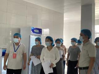 余干县金山咀中心小学召开膳食监督家长委员会会议