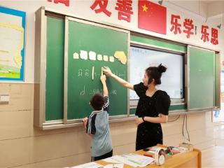 扎根乡村育桃李 初心如磐践使命——记萍乡市安源区高坑镇茶亭学校教师丁永丰