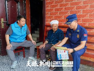 遵义市汇川区消防救援大队：“入户式”宣传+“实战化”指导筑牢基层“防火墙”