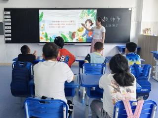 星火映童心 礼韵颂师恩——临沂市兰山区特殊教育学校开展教师节主题活动