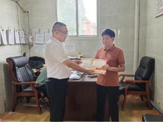 四川巴中巴州区大罗镇开展教师节表扬慰问活动