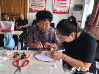 烟台市福山区富祥社区开展“致敬教师 邻里感恩”教师节活动