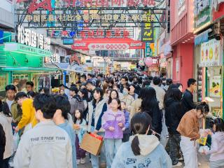 萝卜辣评｜专业动能化强劲动力，潍坊全力加码提振消费信心
