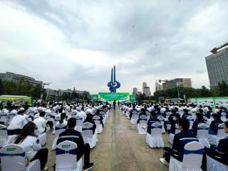 2025年绿色出行宣传月和公交出行宣传周在济南启动