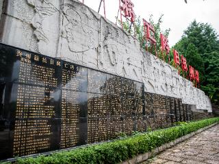 “草鞋兵”出征，无数家庭破碎：“我们没打算活到冬天”的悲壮谁懂？