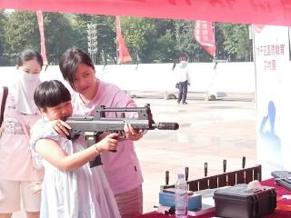 一堂生动的全民“国防公开课”