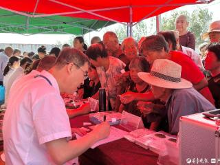 乡音送暖健康归乡，聊城市妇幼保健院“健康集市”开到乡亲家门口
