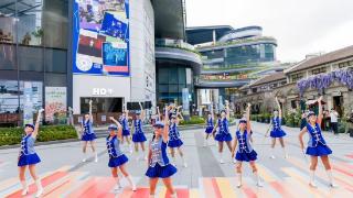 上海旅游节方队巡游首次空降虹口四川北路！中西潮流共启“华灯共庆”海派今潮·光映艺术季(图1)