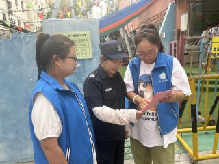 仙营街道谢营社区开展“守护上学路 温暖学子心”志愿服务活动