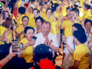 千人共庆，健康启航！山东中健长生露周年盛典闪耀潍坊
