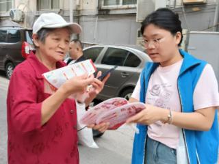 南苑街道八铺社区开展“共建温暖社区”宣传活动