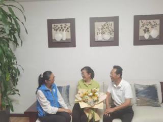仙营街道南岱社区开展“师恩如海，祝福飞扬” 志愿服务活动