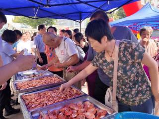 潍坊市海渔局举办无抗活虾推介活动，对虾产业迈入无抗新台阶