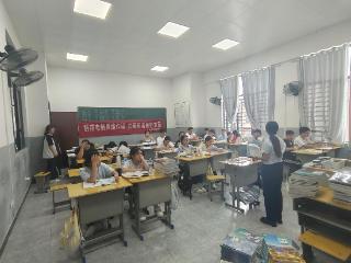 迎新季播反诈种 青春梦镀铠甲金