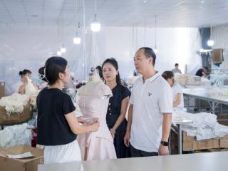 数万“服二代”返乡创业：拼多多“千亿扶持”助力天门打造服装电商新城