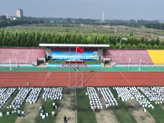 济南市莱芜职业中等专业学校举办2025级新生军训开营典礼