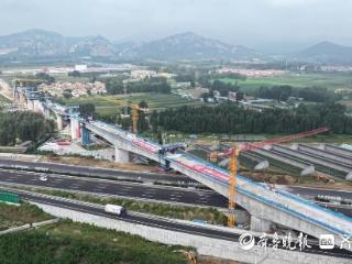 误差5毫米内！潍宿高铁至青岛连接线最大跨度连续梁合龙