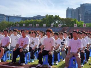 开学典礼秒变“热血现场”！福建各高校校长“新生第一课”高能开场