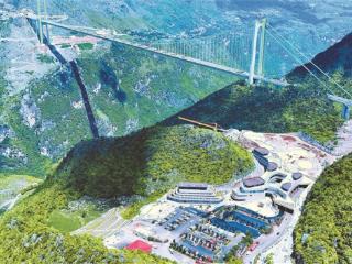 桥上吸引游客，桥下带动产业！“天空之桥”将让过路客变度假人
