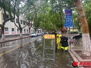 菏泽京环：闻“汛”而动，1000余名应急人员坚守一线，全力保障城区道路畅通