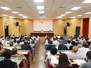 银发聚力启新程，党性教育谱新篇——福建泉州开办退休干部“第一课”