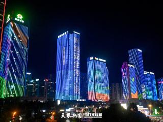 G视觉丨贵阳：点亮网络安全宣传主题灯光秀