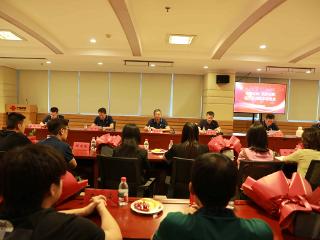 临沂联通举办2025“情暖金秋 筑梦启航”助学座谈会