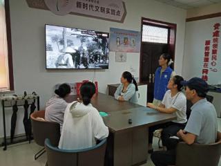 秦庄社区开展“铭记历史·珍爱和平”红色观影活动