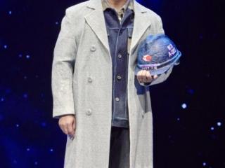 科学之星与传统之韵交相辉映 | 现代京剧《天眼》清华大学演出引共鸣