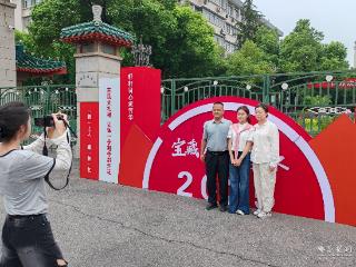 中南民大新生续写哥哥姐姐的青春故事