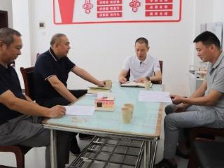 心系乡土 热血相传 情暖夕阳