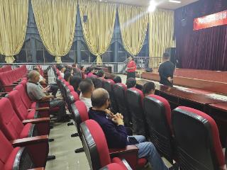 乌当区老年大学夜校苗族民歌公益班开课